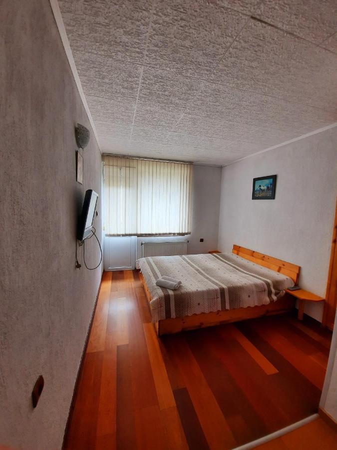 Guesthouse Classic دوسبات المظهر الخارجي الصورة