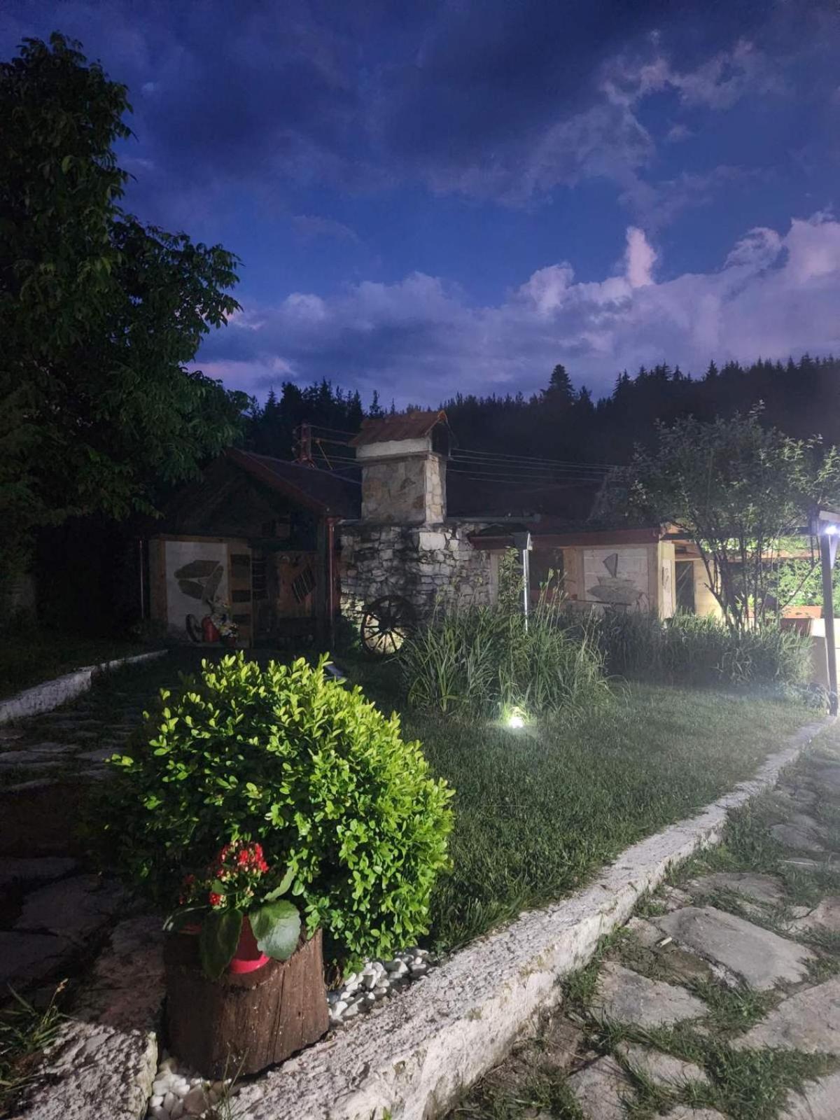 Guesthouse Classic دوسبات المظهر الخارجي الصورة